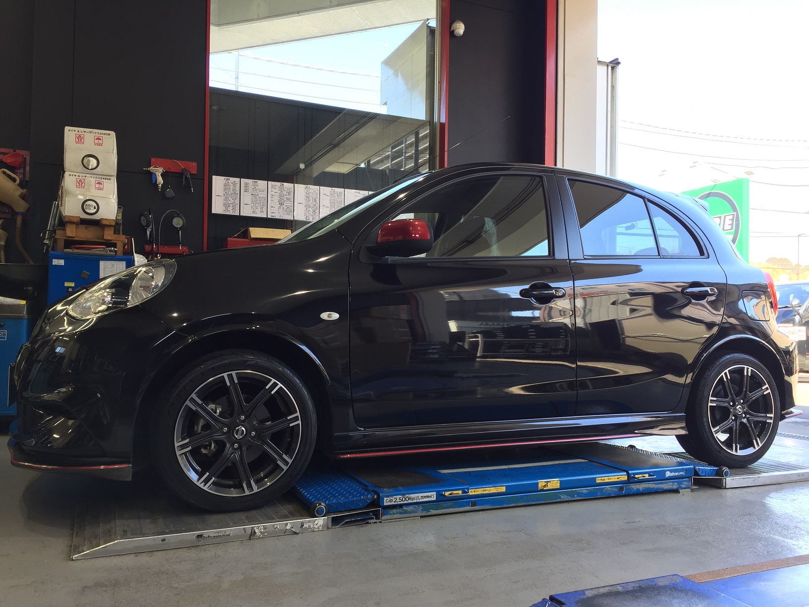 マーチニスモSにADVAN FLEVA V701
