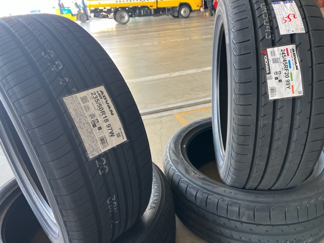 ★続々入荷★
