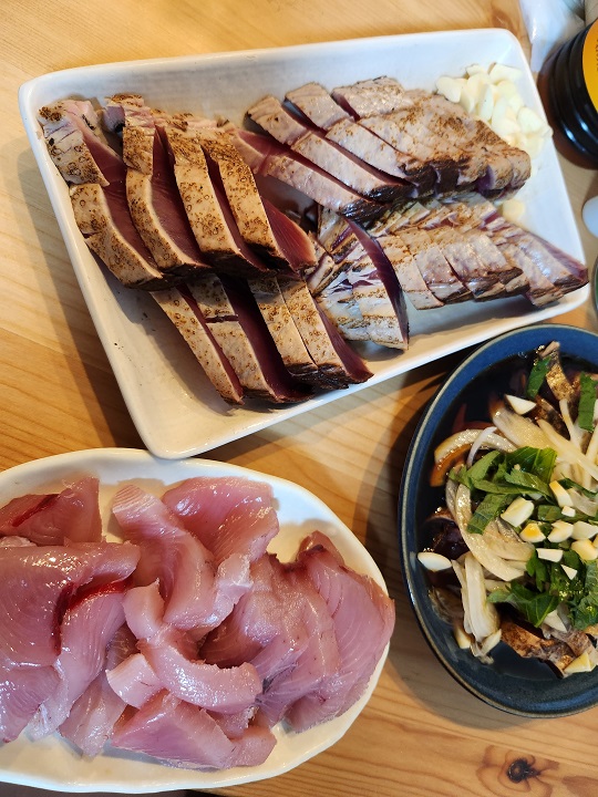 TUNA  AND BONITO