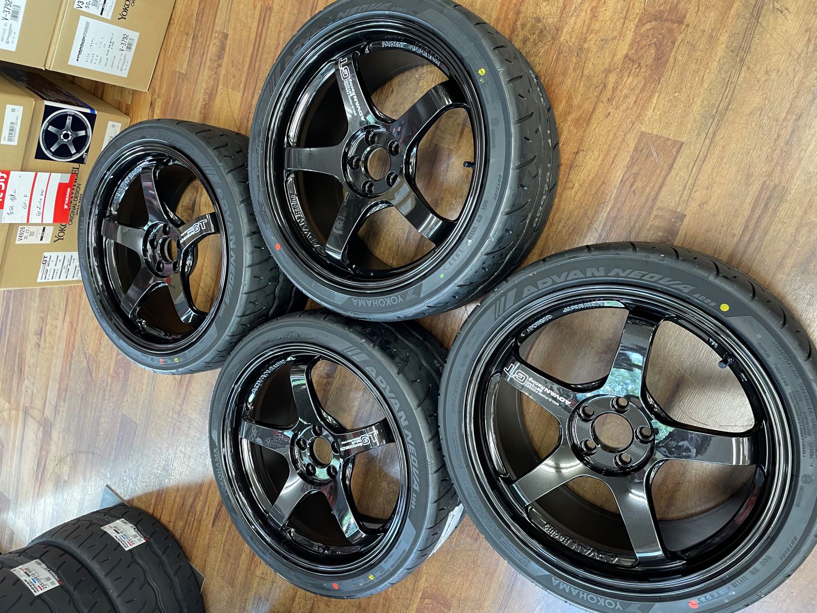 ADVAN Racing GT BEYOND