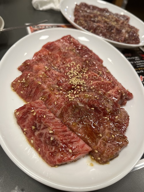 やっきにく