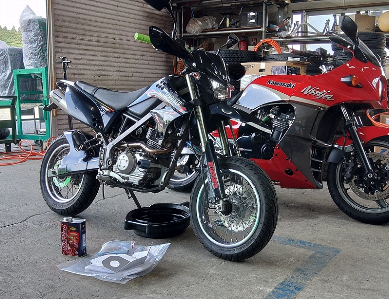 Dトラッカー オイル交換＆フューエルタンクキャップ交換