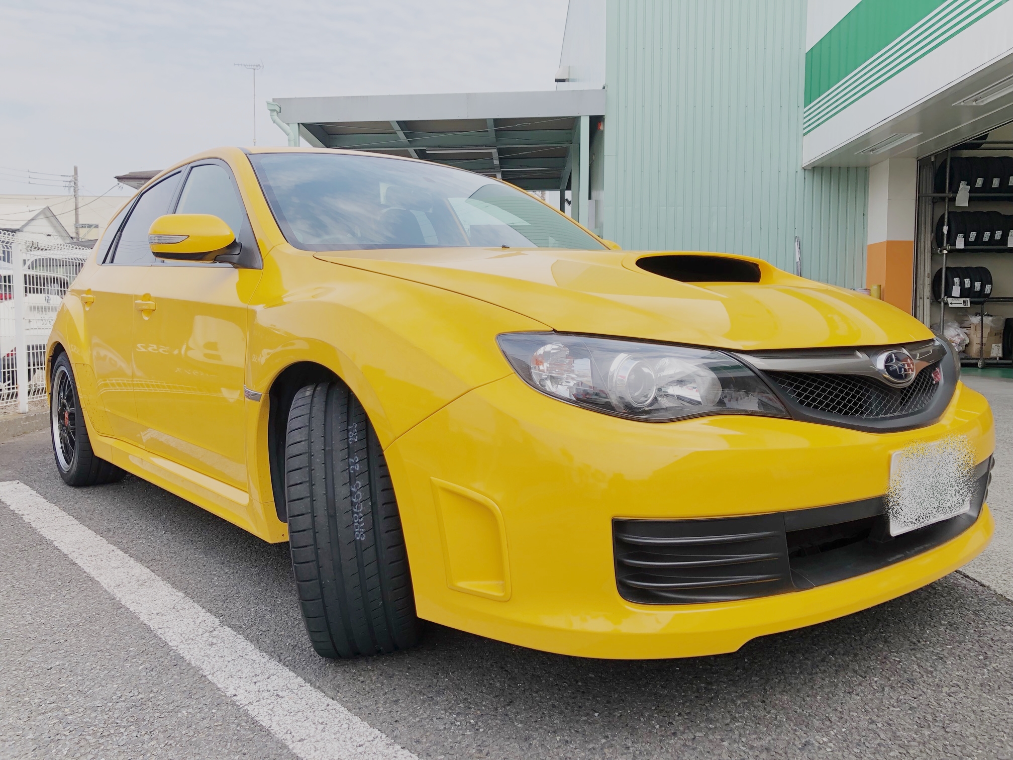 インプレッサWRX　ADVAN Sport
