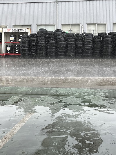 すっごい雨