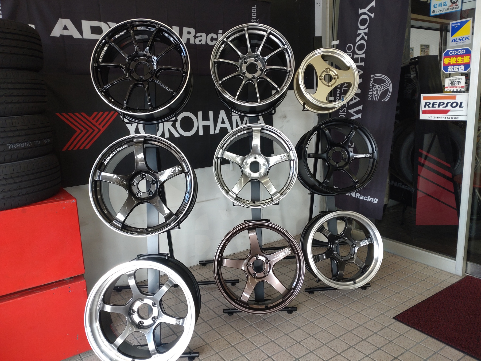 ADVANRacing wheel再び登場！