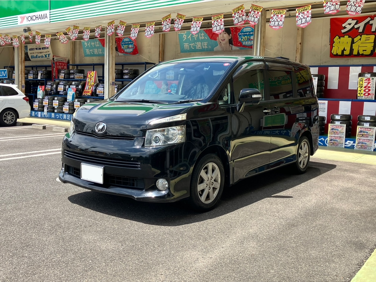 ヴォクシーにRV03