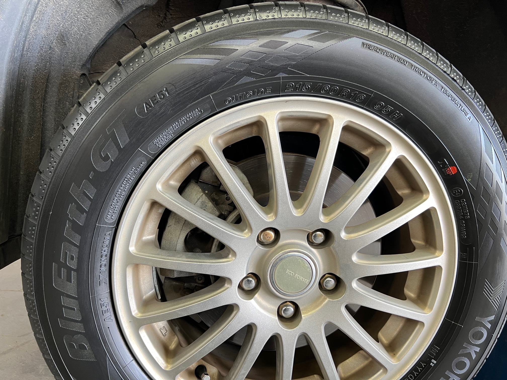 選んで安心のブルーアース GT