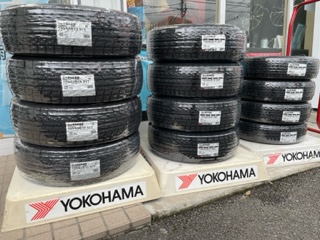 スタッドレスタイヤ入荷
