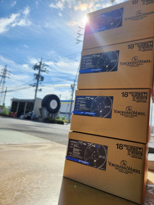 TC-4 SE 入荷！