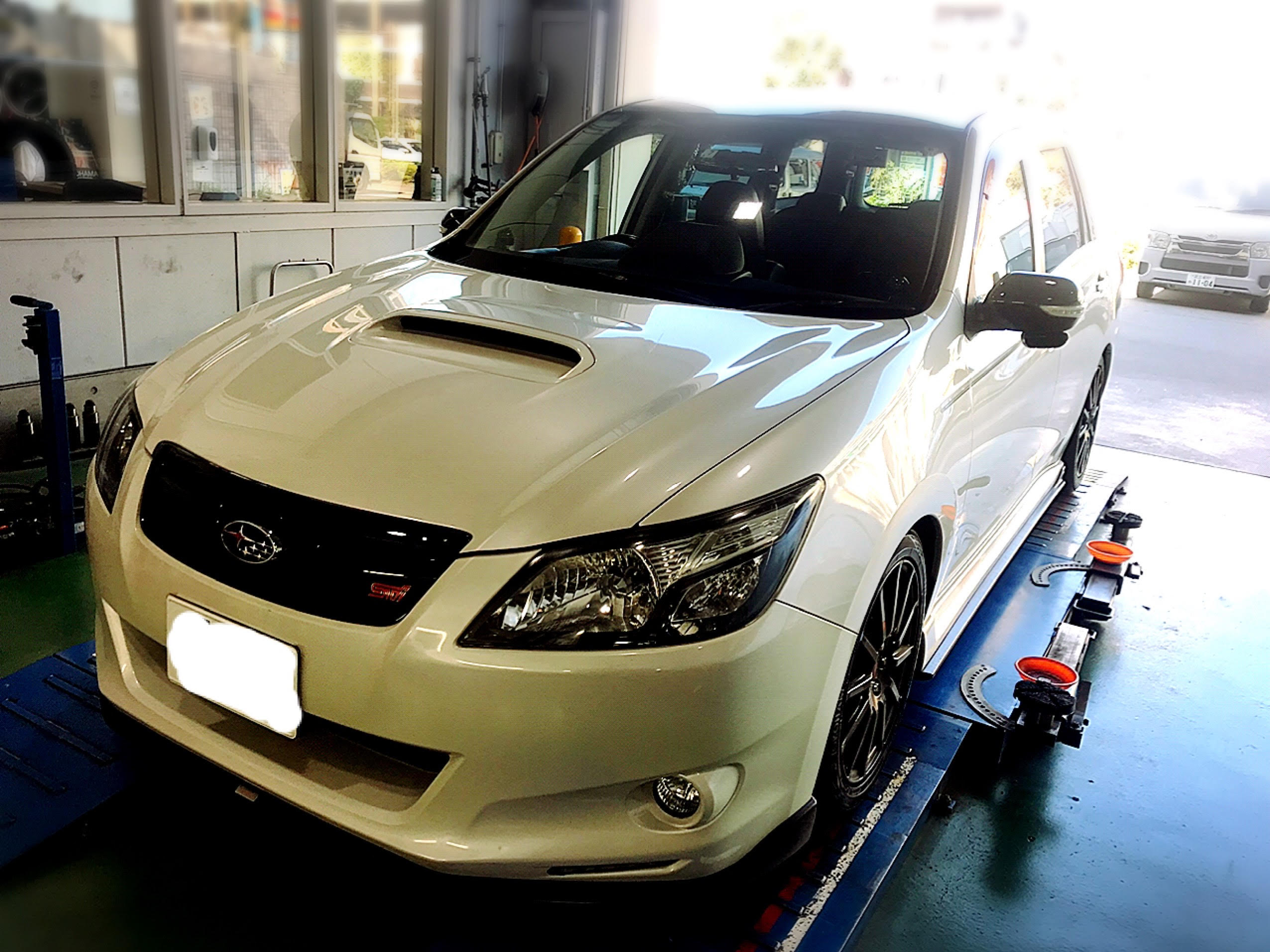 スバルエクシーガSTIにブルーアースGTをタイヤ交換装着！！