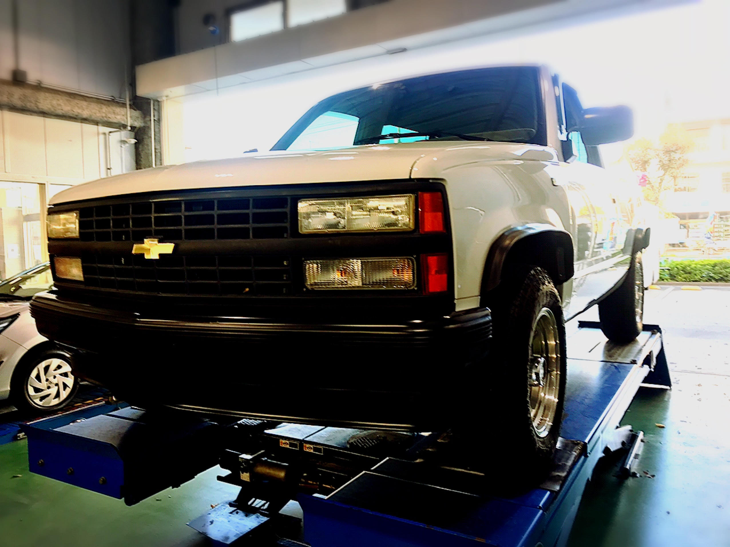 シボレー　ローテイション＆バランス調整