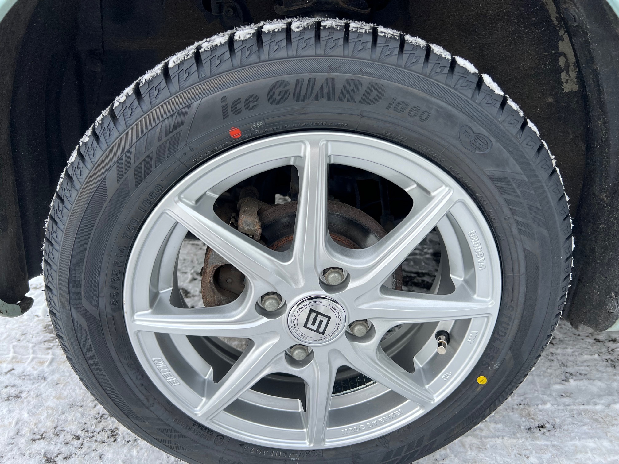軽自動車にも、高品質な軽量ホイールを。。