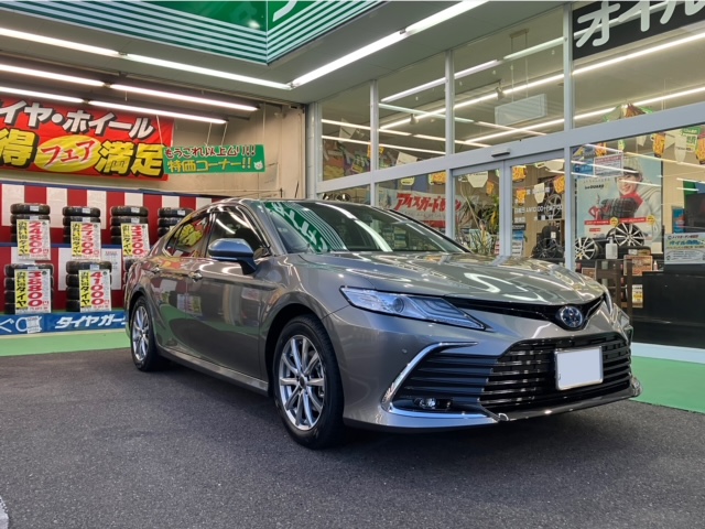 カムリにスタッドレスセット