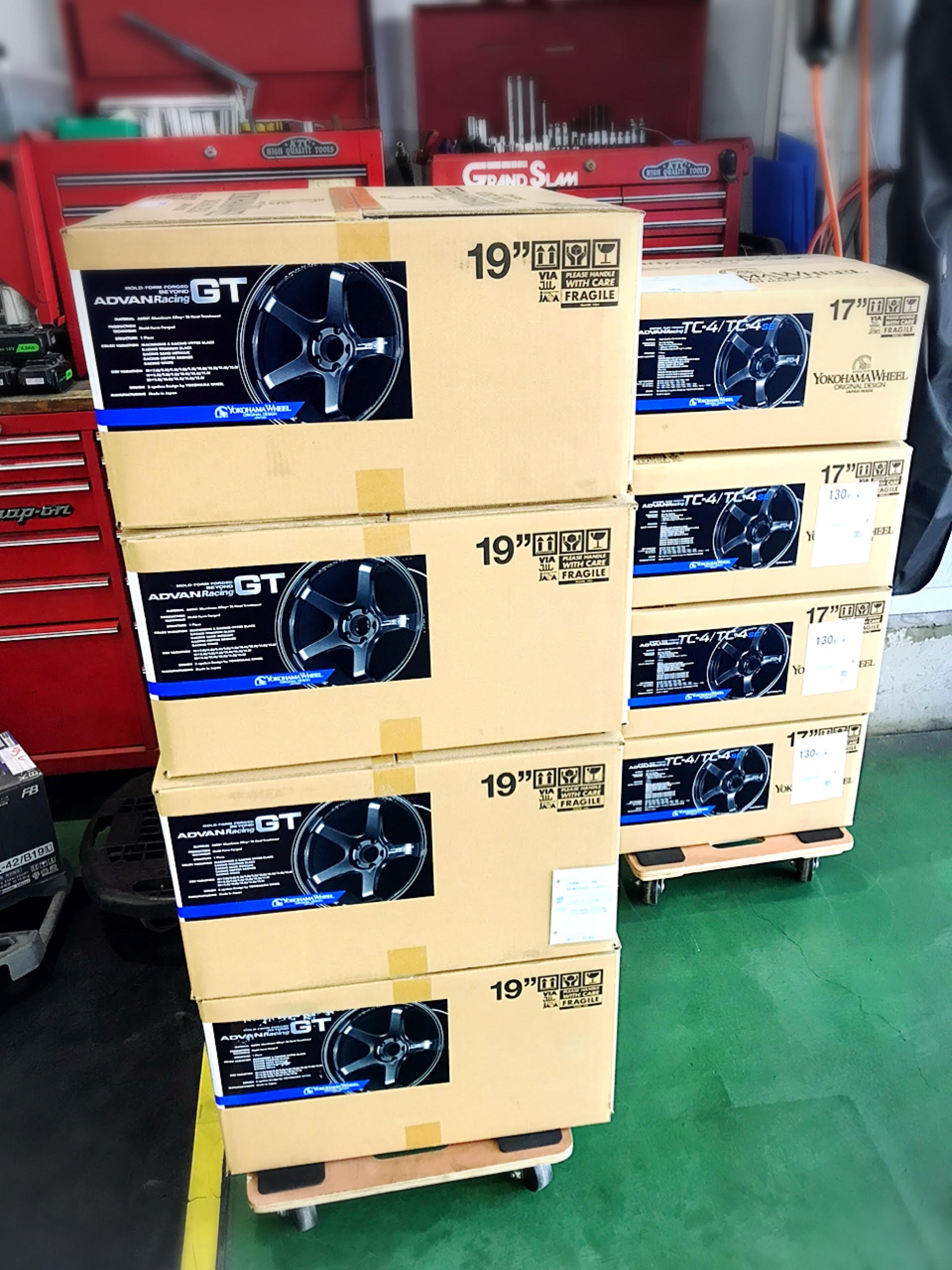 ぞくぞく入荷してきましたぁ～！