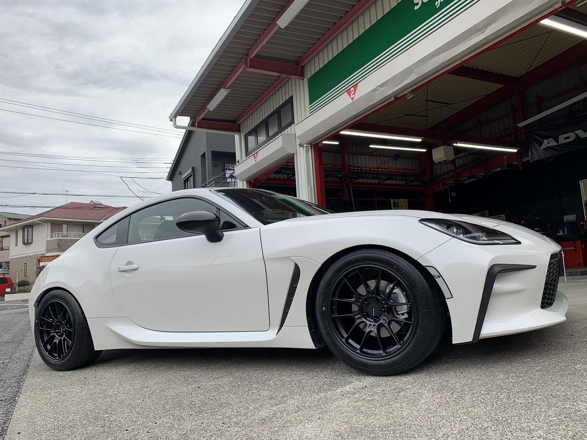 エンケイGTC02 17インチ
