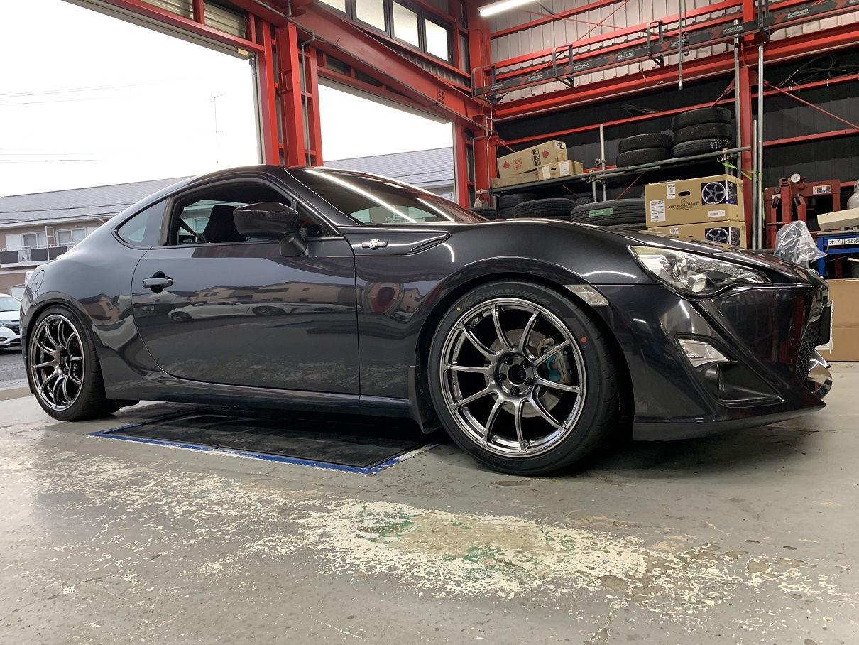 ADVAN Racing RZⅡ