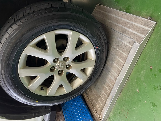 ブルーアースXT  AE61 
