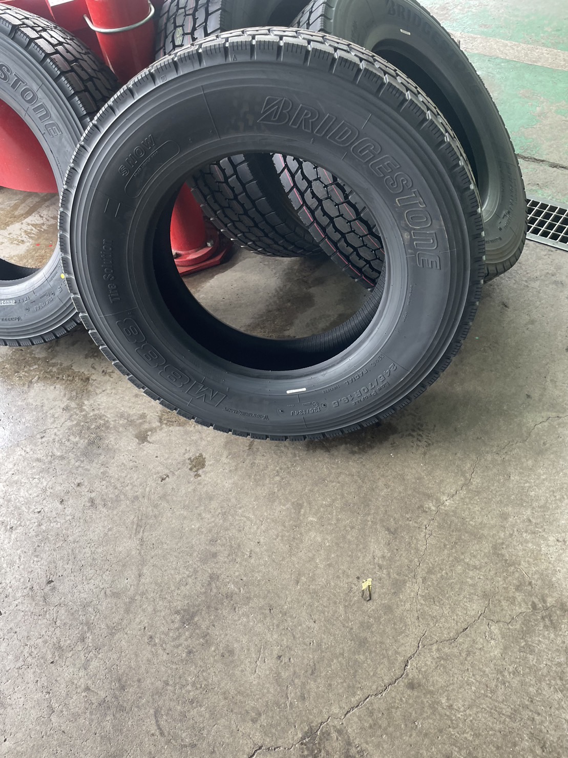 大型トラックで大忙し！