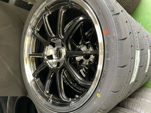 ADVAN Racing RZ-DF2 + V601