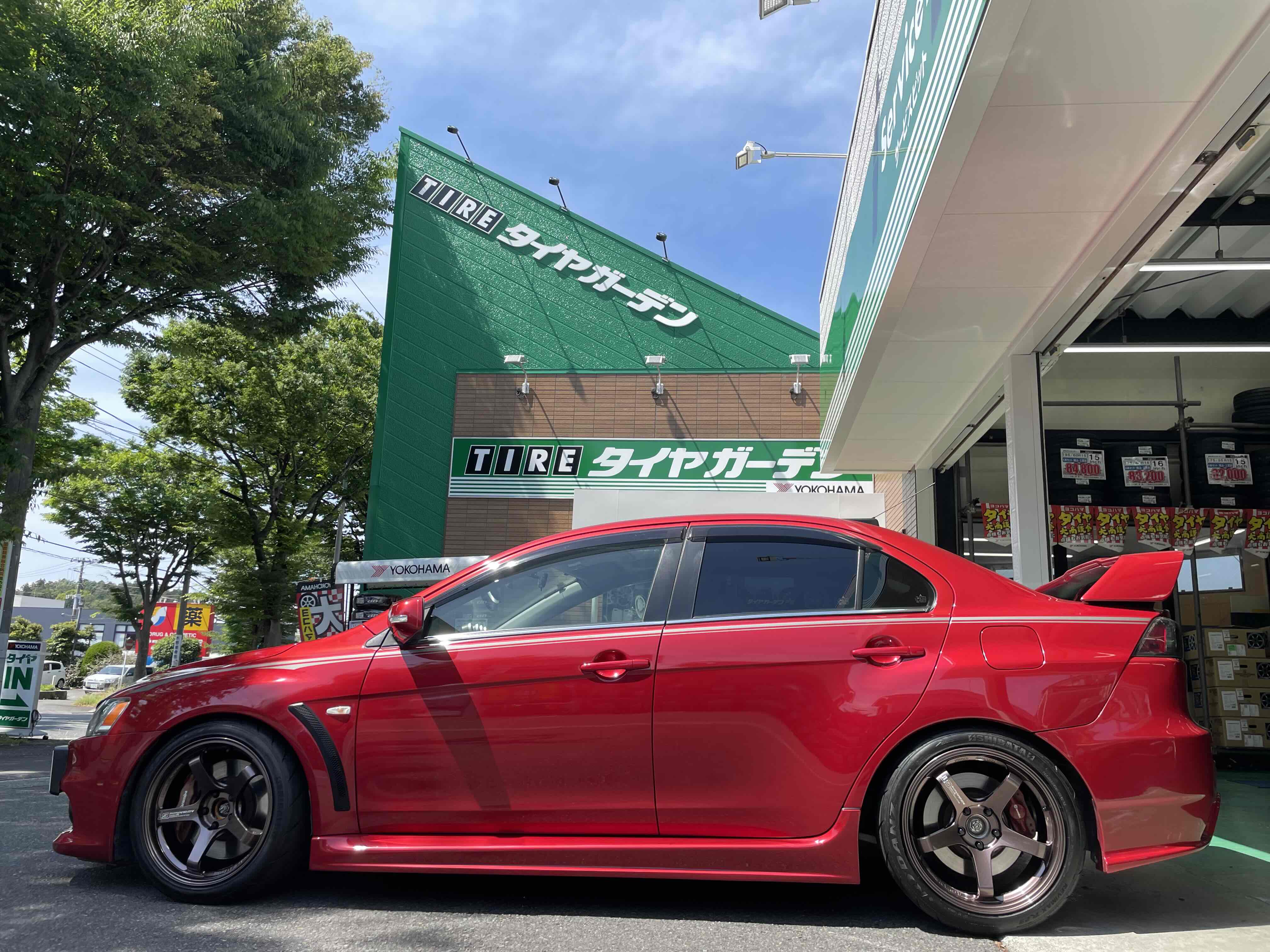 ADVAN Racing GT BEYOND