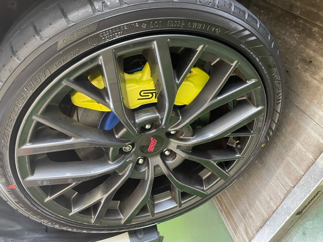 ADVAN Sport V107