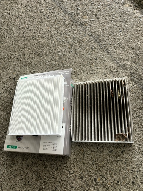 エアコンフィルター交換！