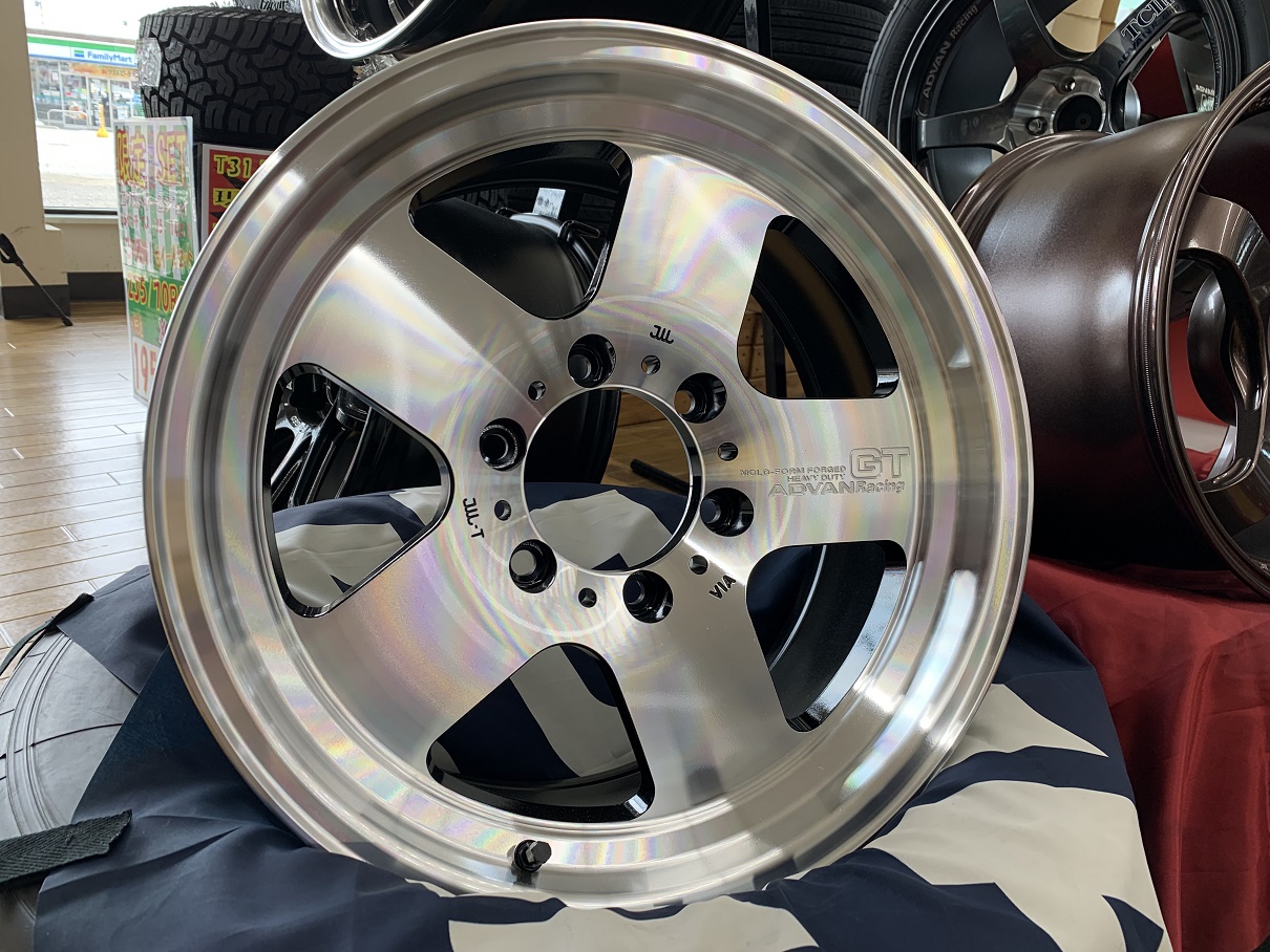 発売開始です！ADVAN Racing GT HEAVY DUTY