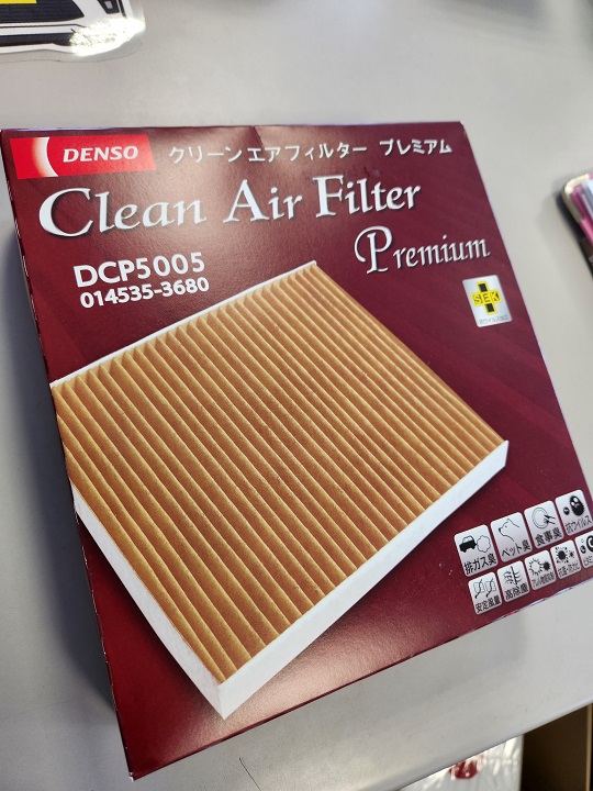エアコンフィルター交換！！