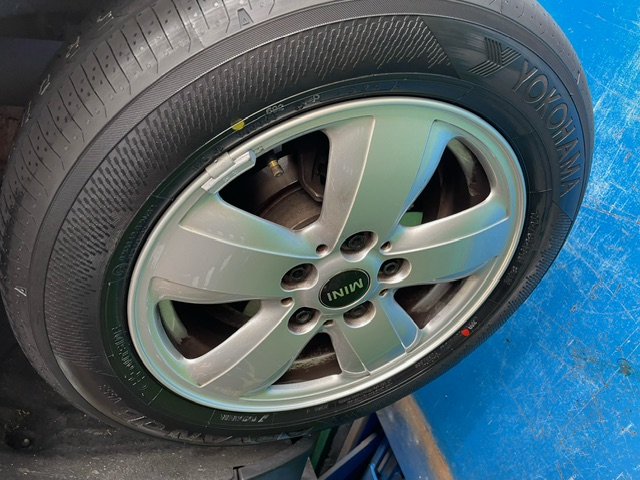 ADVAN dB V553
