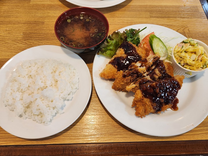 夏だ！！脂だ！！とんかつだ！！
