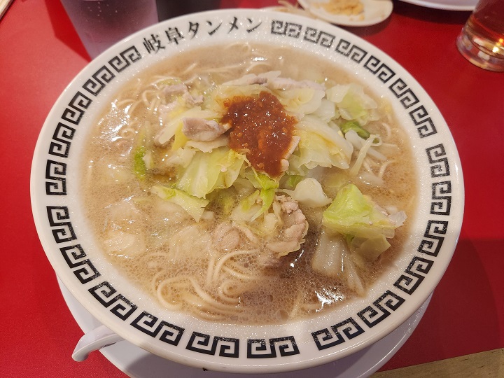 暑い時期に熱いラーメンを!!