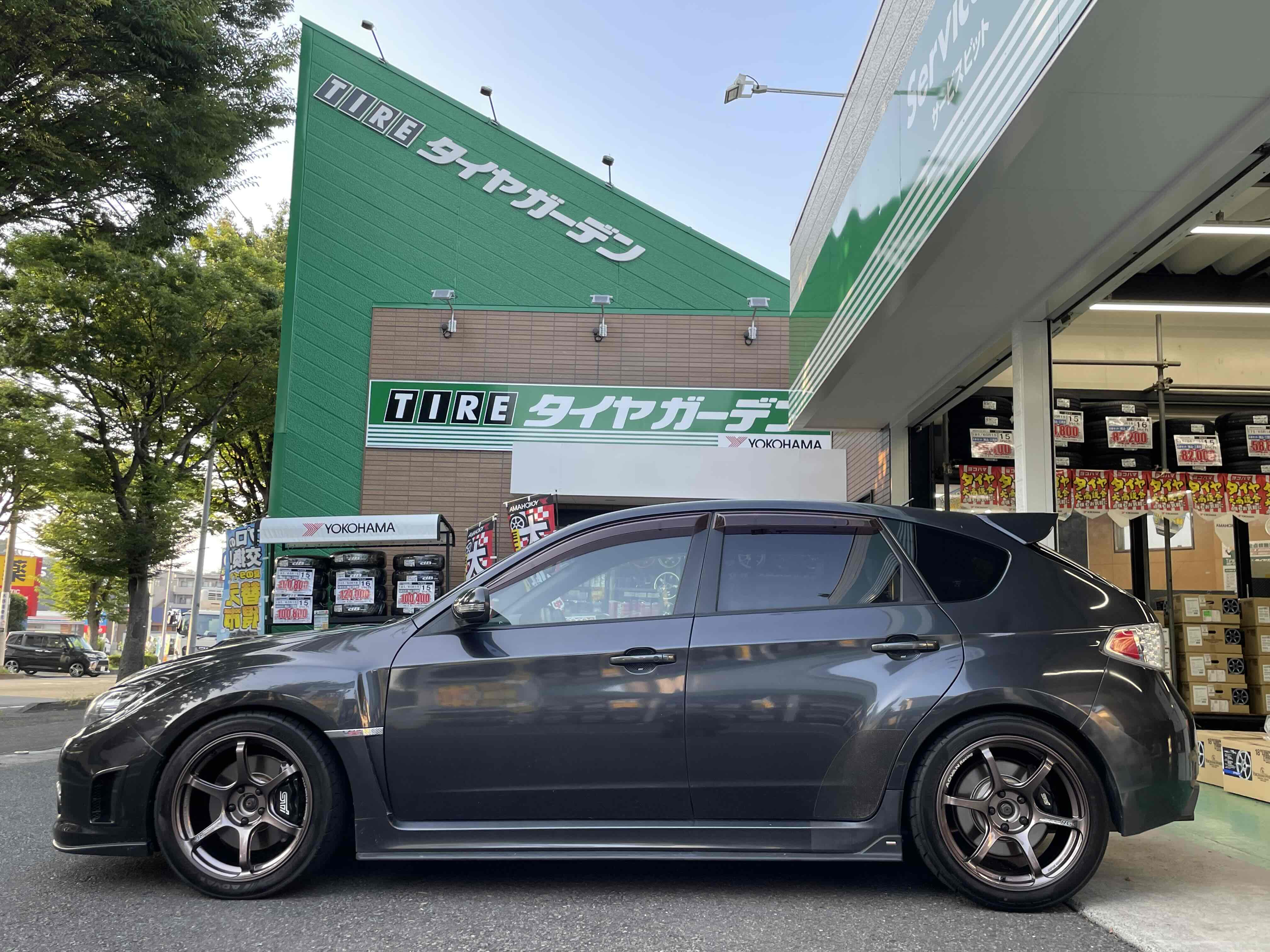 ADVAN Racing RG-4