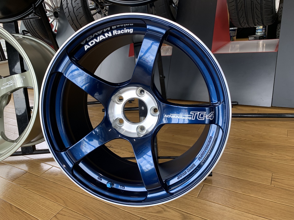ADVAN Racing TC-4SE