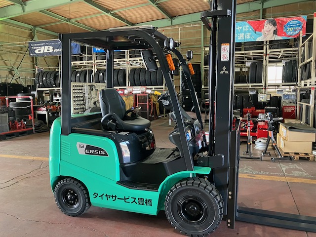 フォークリフトが納車されました