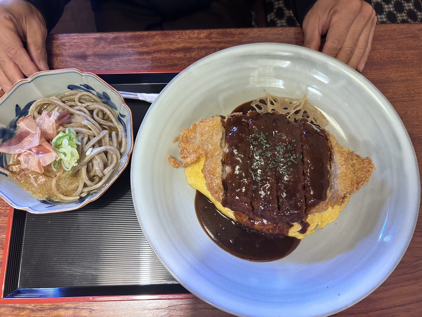 坂本（♀）です(*^-^*)