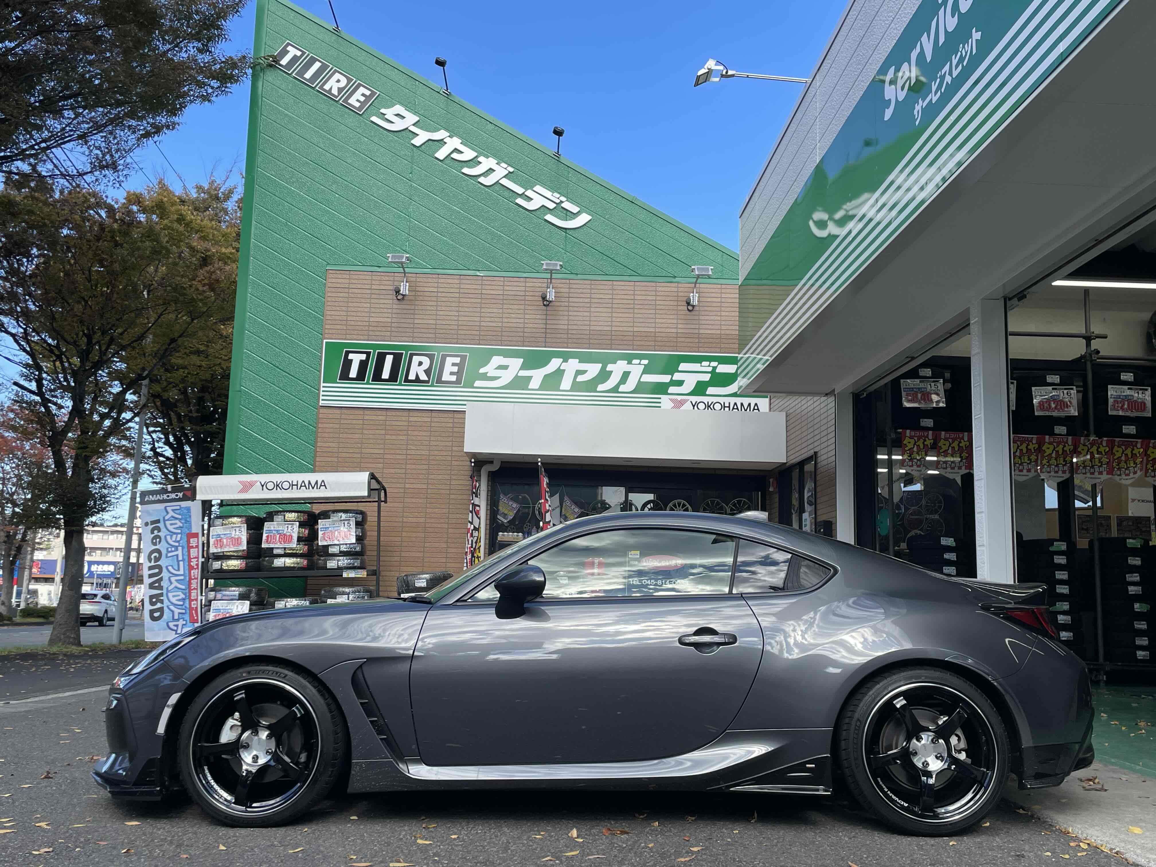 ADVAN Racing TC-4SE