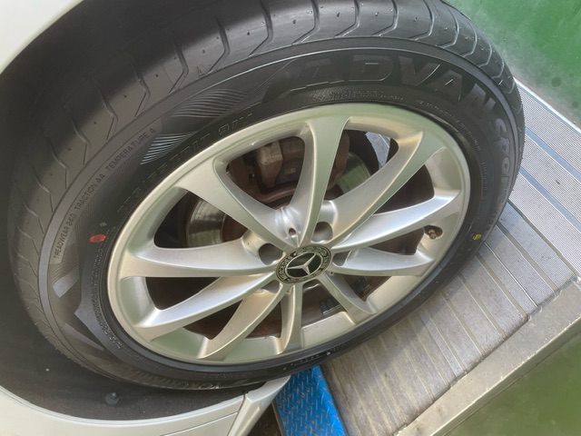 ADVAN Sport V105