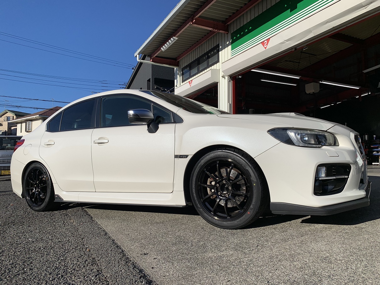 ADVAN Racing RZ-F2