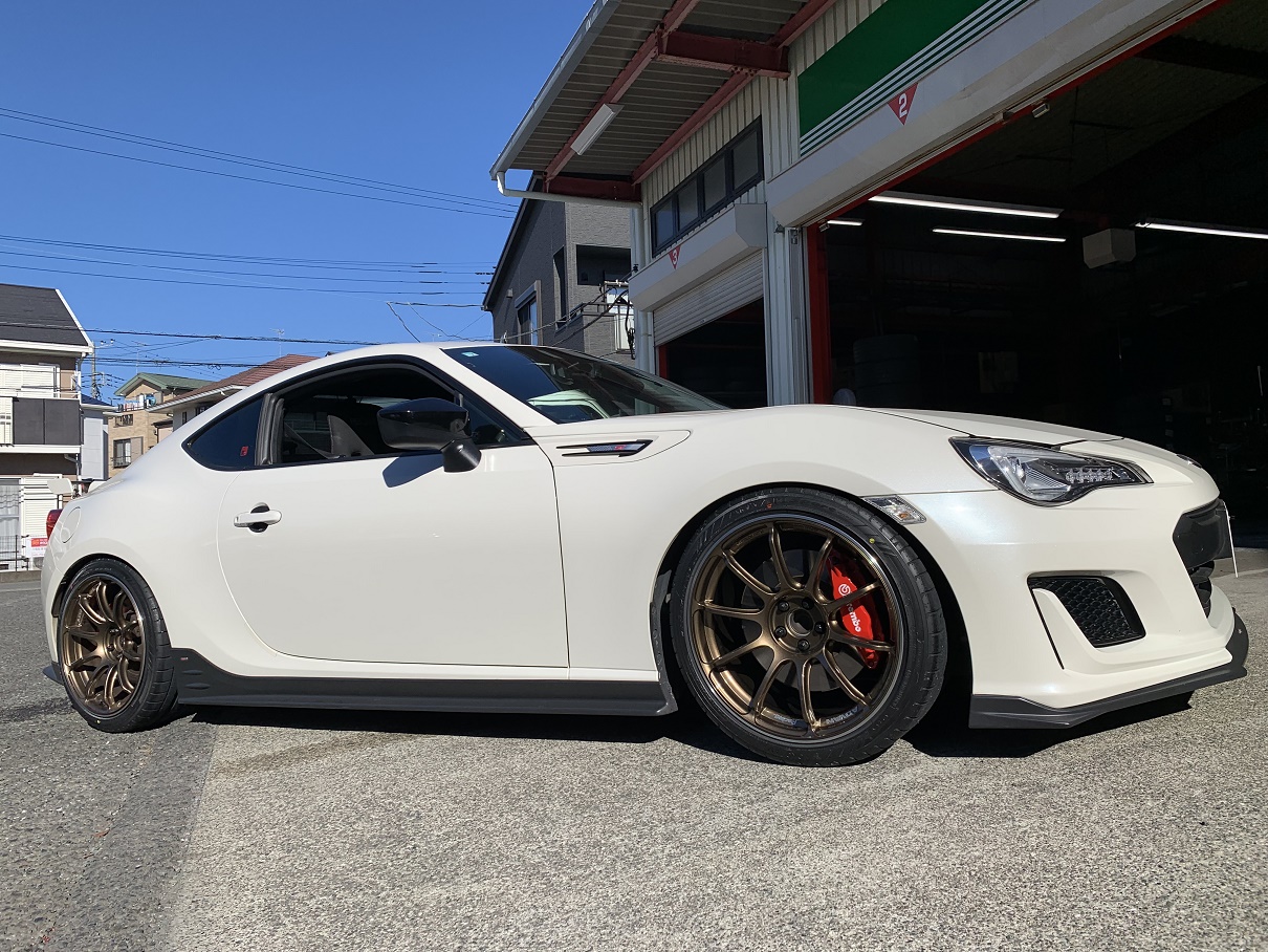 ADVAN Racing RSⅢ18インチ