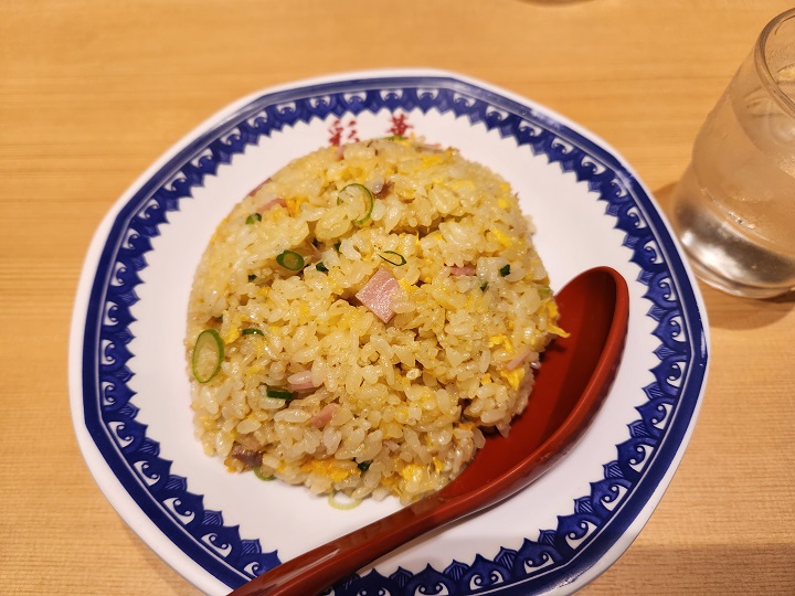彩華ラーメン本店！！