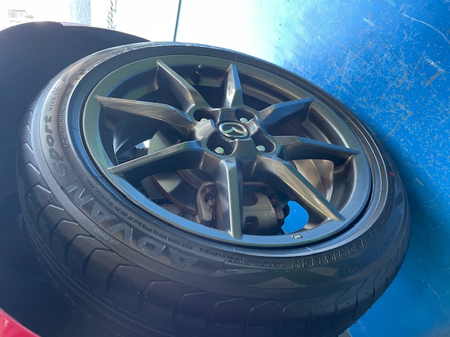 ADVAN Sport V105