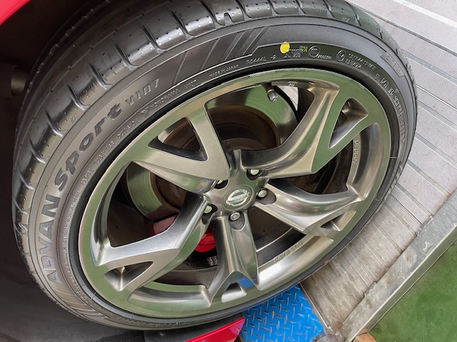 ADVAN Sport V107