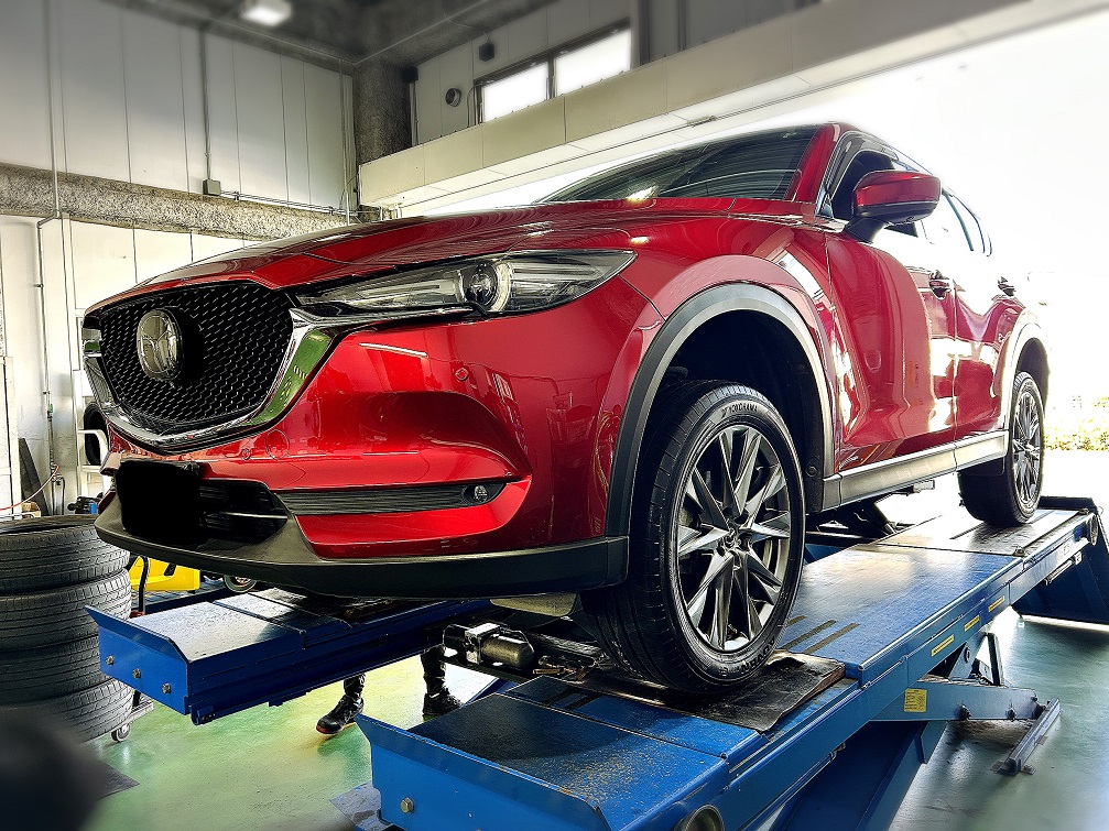 CX8にアドバンV61を装着でございます。