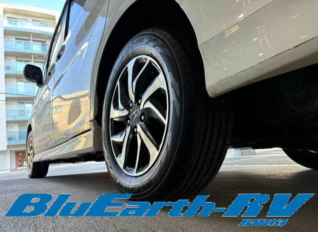 ステップワゴン&times;BluEarth RV03