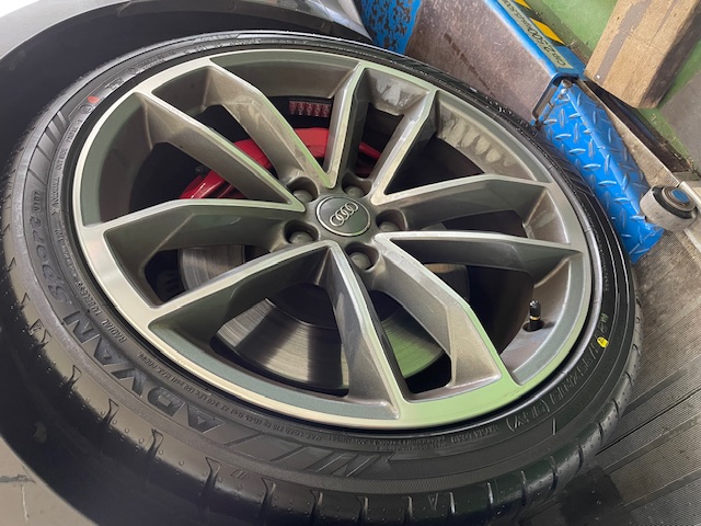 ADVAN Sport V107