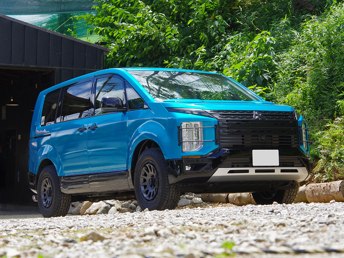 デモカー　デリカD5　デルタフォースオーバルCCLにジオランダーA/T4