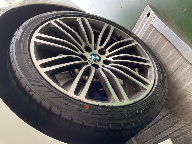 ADVAN Sport V107