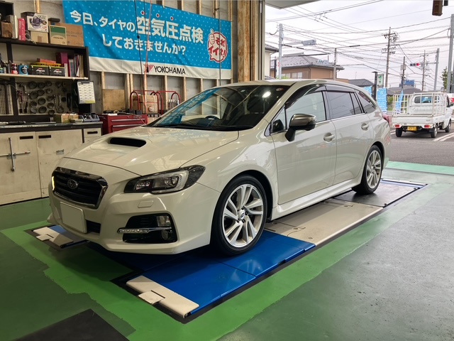 レヴォーグのタイヤ交換