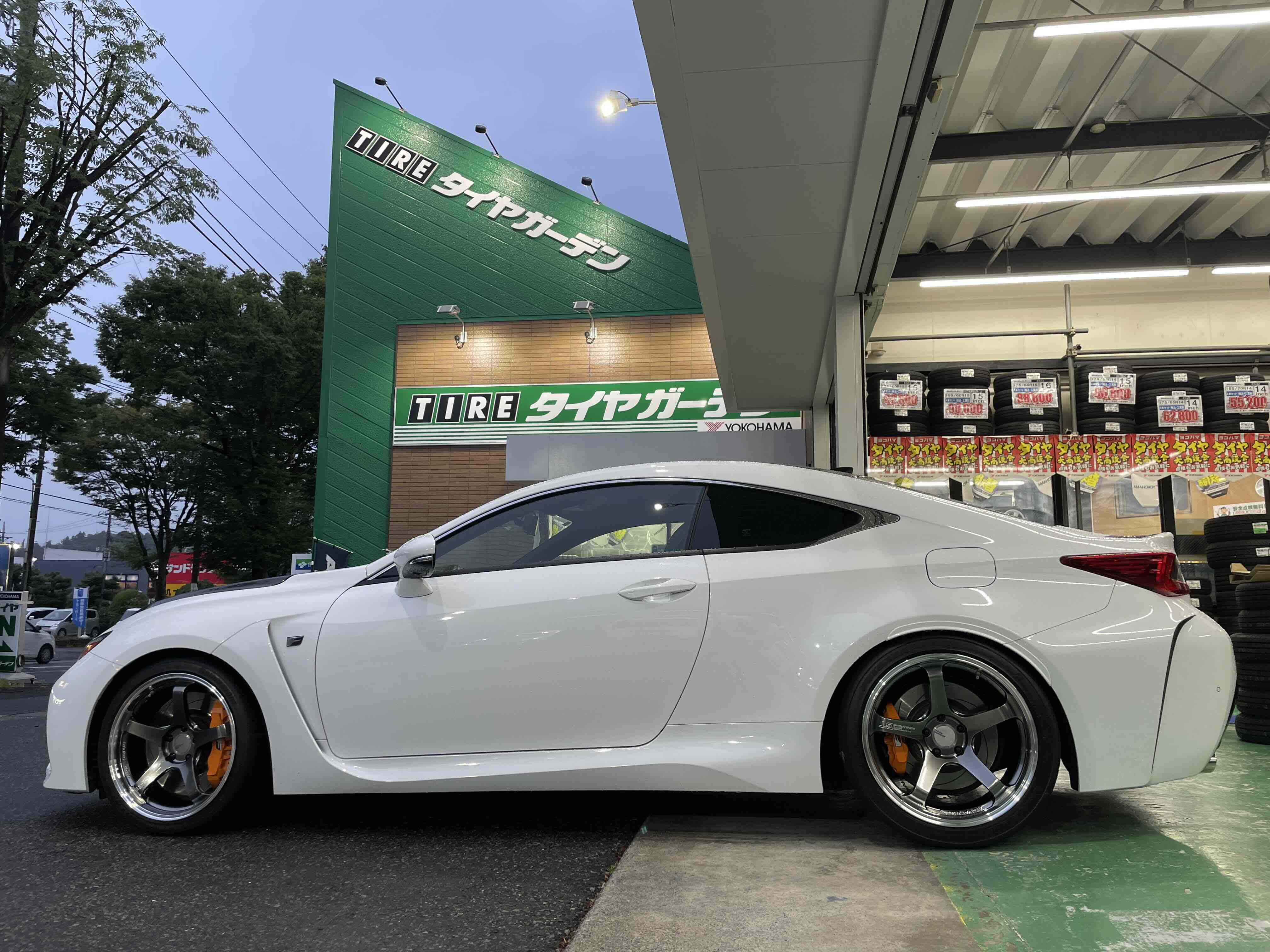 ADVAN Racing GT BEYOND