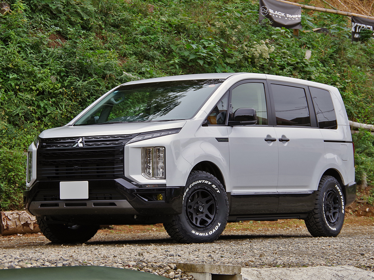 納車でGo デリカD5シャモニーにオーバーランダー